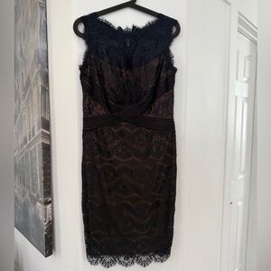 Lace dress size 10P